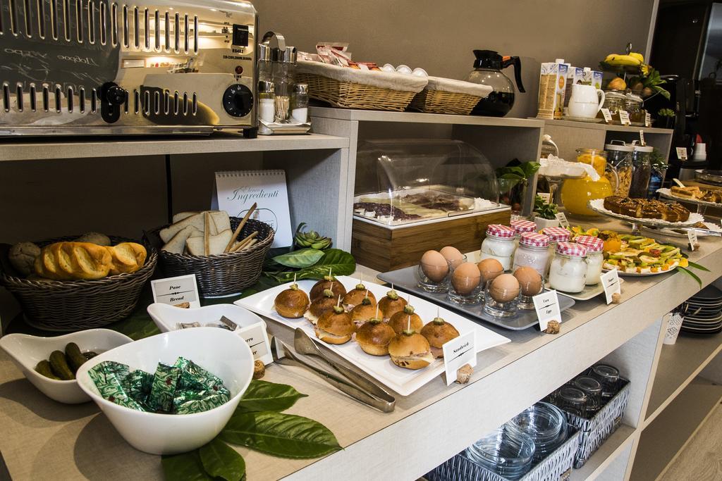 Hotel Ares Milano Eksteriør bilde