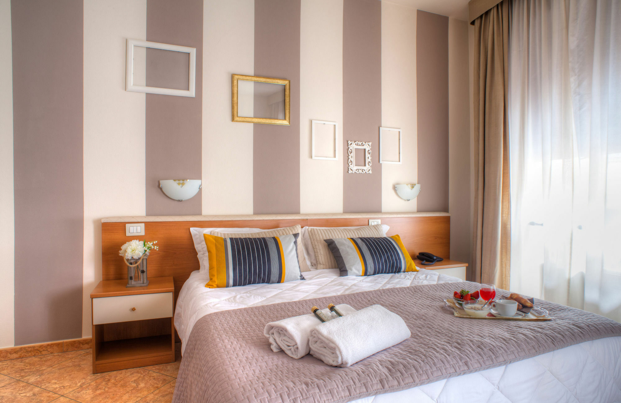 Hotel Ares Milano Eksteriør bilde