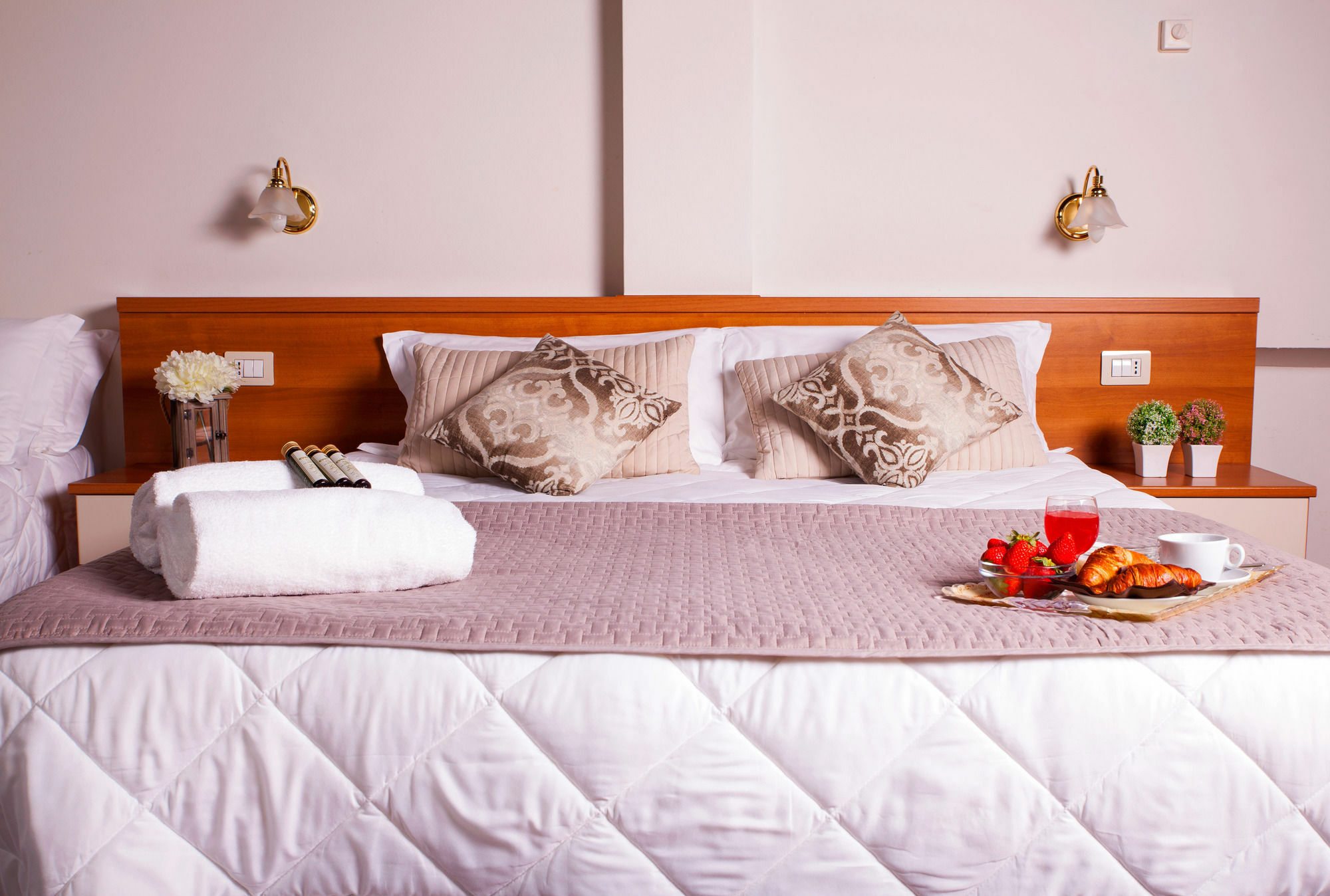 Hotel Ares Milano Eksteriør bilde