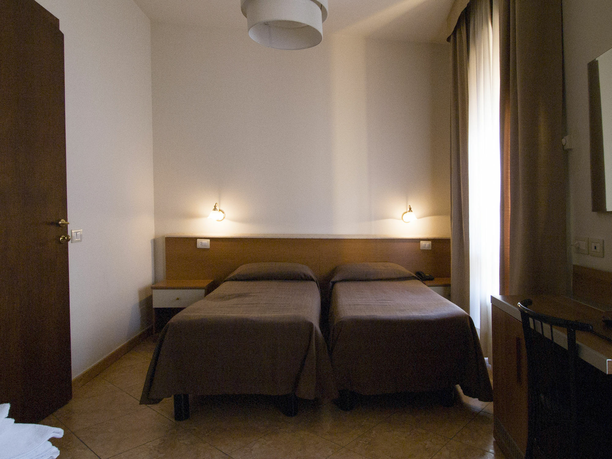 Hotel Ares Milano Eksteriør bilde